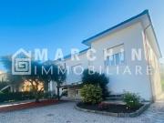 Villa con giardino, Lucca monte san quirico