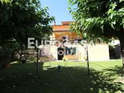 Villa con giardino, Lucca san filippo