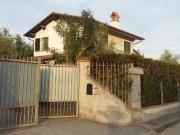 Villa con giardino, Pietrasanta tonfano