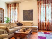 Villa con giardino, Viareggio ex campo di aviazione