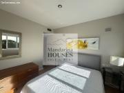 Villa con licencia turística, vista al mar y piscina