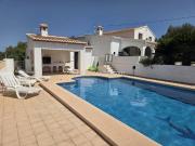 Villa con piscina en Benissa
