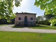 VILLA CON PISCINA FAENZA VIA MADRARA 86