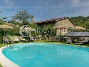 Villa con piscina privata e servizio staff nel cuore...