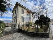 Villa singola in vendita a Castelnuovo di Garfagnana