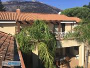 Villa con terrazzo e piscina Pallavicino