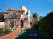 Villa con terrazzo Valenzano