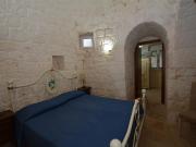 Villa con Trullo e piscina a pochi chilometri da Ceglie...