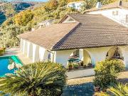 Villa con vista mare e piscina a Varazze 435m² Varazze