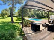 Villa contemporaine 205m2 sur 3100 m2 avec piscine...