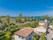 Villa Contemporaine À 50 Metres Des Plages 164m² Antibes