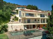 Villa contemporaine à proximité de la mer et du centre