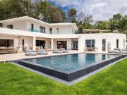 Villa contemporaine à vendre à Opio, 295 m² avec piscine...