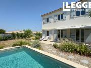 Villa Contemporaine avec Piscine et Jardin...