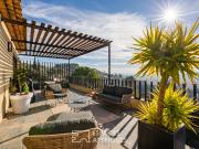 Villa contemporaine avec piscine et vue imprenable
