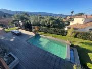 Villa contemporaine avec piscine et vue mer –...