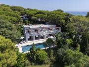 Villa contemporaine avec vue mer à St Jean Cap Ferrat...