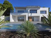 Villa Contemporaine avec Vue Mer au Cap d’Agde