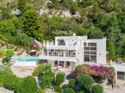 Villa contemporaine avec vue mer – Domaine privé à Èze...