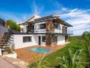 Villa contemporaine avec vue mer et dépendance