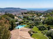 Villa contemporaine avec vue mer panoramique à 10...