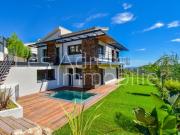 Villa contemporaine avec vue panoramique mer et Estérel
