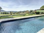 Villa contemporaine avec vue sur vignes et piscine