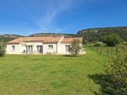 Villa contemporaine composée de 2 logements Chusclan...