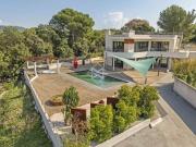 Villa Contemporaine d'Architecte Proche Port et Plages