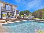 Villa contemporaine de 300 m² piscine terrain de 2600m2