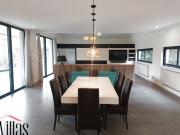 Villa Contemporaine de 321 m2 avec sous sol 115 m2 et studio
