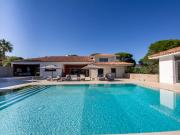 Villa contemporaine de 385 m2 d'exception sur 1,5...