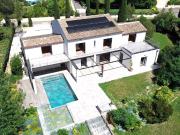 Villa Contemporaine De Charme Au Nord De Montpellier...
