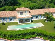 Villa Contemporaine Le Tignet 210 m² Avec Piscine Et Vue...