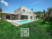 Villa contemporaine neuve vendue meublée au calme absolu