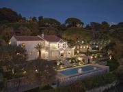 Villa contemporaine rénovée au calme absolu – Le Cannet...