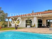 Villa contemporaine, village prisé autour d'Aix en...