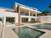 Villa Contemporánea de 6 Dormitorios con Piscina,...