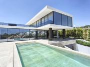 Villa contemporánea de la mejor calidad a estrenar....
