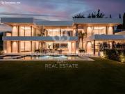 Villa contemporánea de lujo en parcela esquina con...