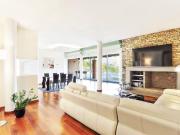 Villa contemporanea sulle colline Toscane 1000m² Piazza...