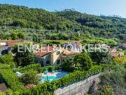 Villa country con piscina a pochi minuti da Alassio...