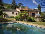Villa d’architecte au cœur de la nature Proche Commodités