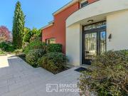 Villa d'architecte audacieuse proche du bourg