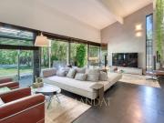 – Villa d'architecte avec dépendances