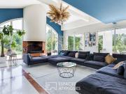 Villa d'architecte avec piscine et vue dégagée 255m²...