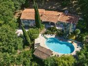 Villa D'architecte Avec Piscine Sur Sous Sol Complet...