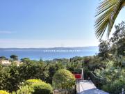 VILLA DE 242M2 DE TYPE PROVENÇALE VUE MER SUR LE GOLFE...