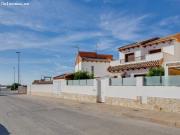 VILLA DE 3 DORMITORIOS EN ORIHUELA COSTA