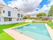 Villa de 3 habitaciones en venta en Alicante, Alicante